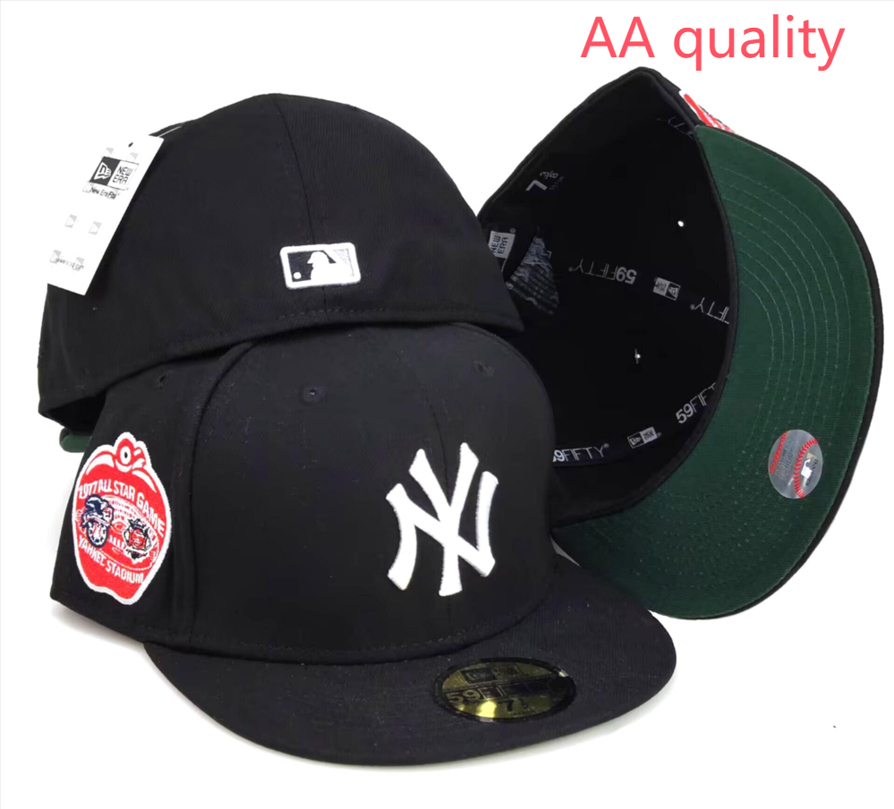 New Era Hats Fitted flat-brim York Yankees cap with embroidered patches — Figure 17