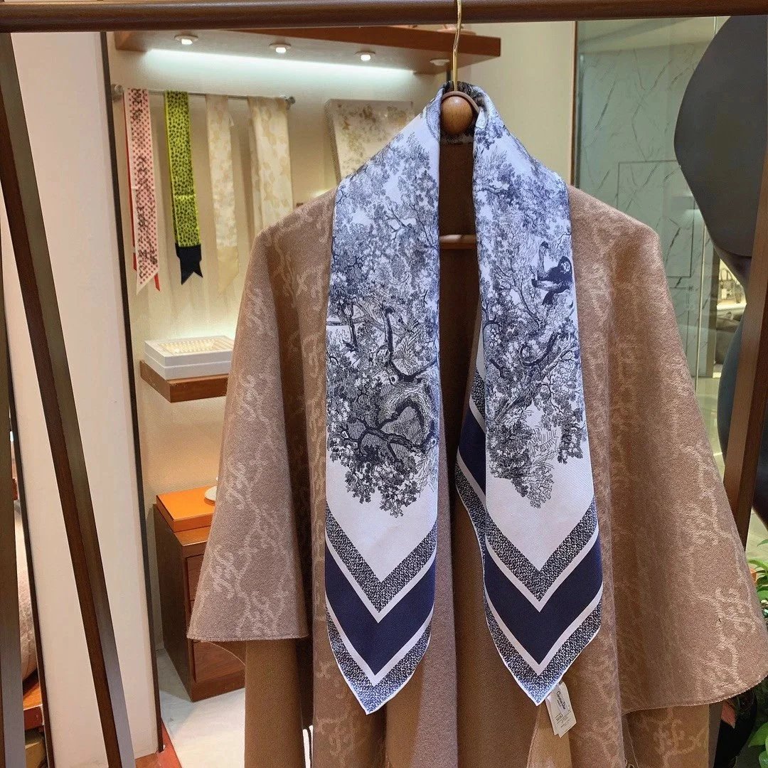 Dior Scarves D-Animal World square silk scarf image 9