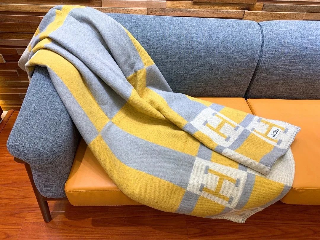 Hermès Uncategorized H Monogram Blanket image 10