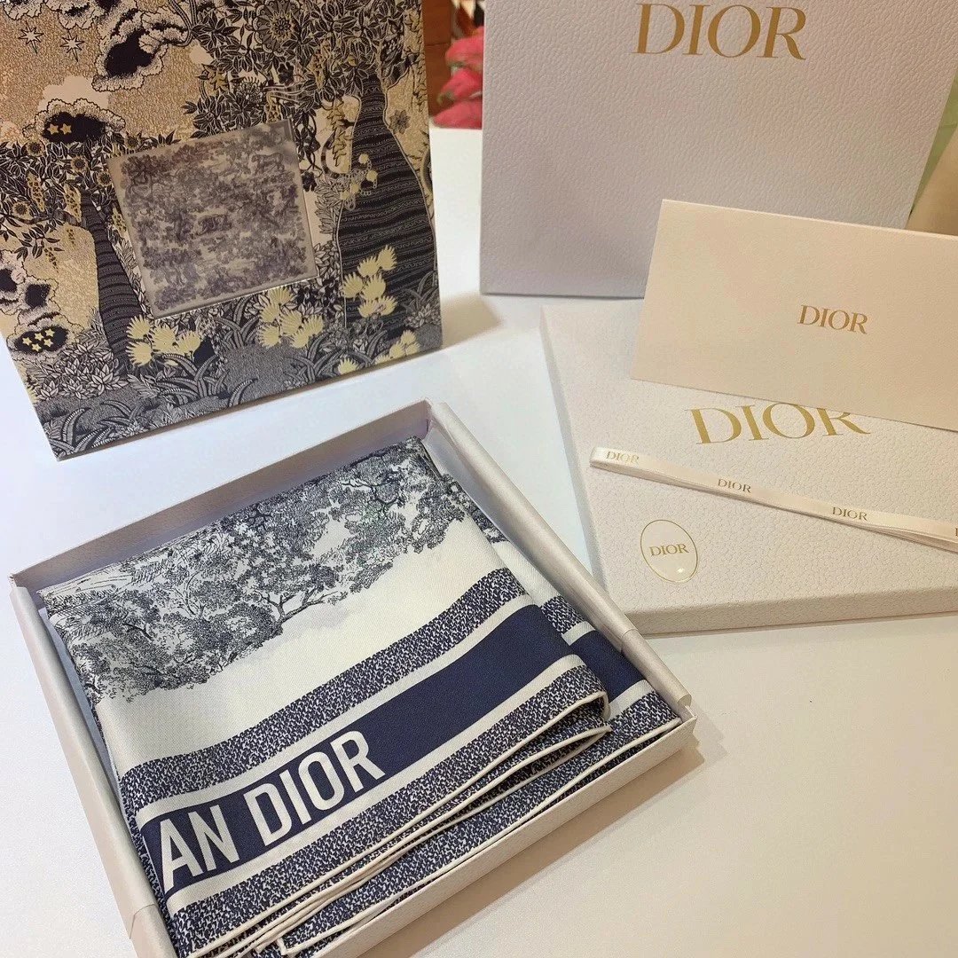 Dior Scarves D-Animal World square silk scarf image 2