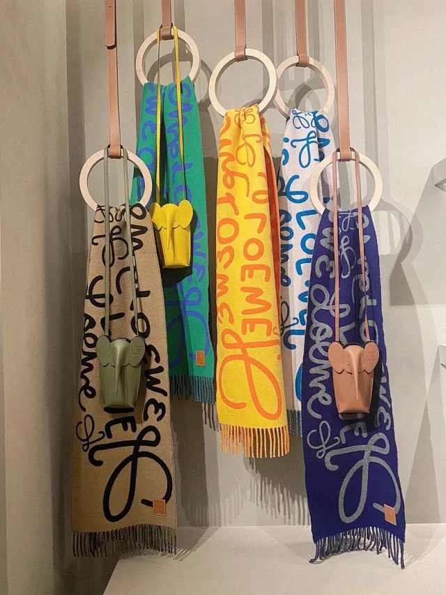 Loewe Scarves Reversible Anagram Logo Fringe Scarf product detail image 1