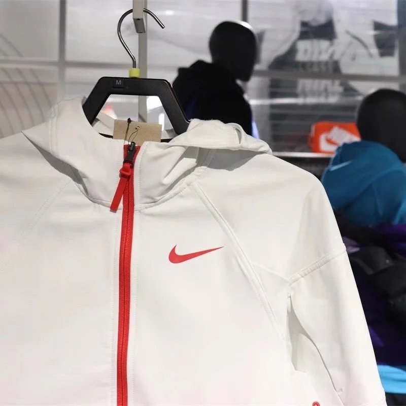 Nike Jackets Full-Zip Hooded Windbreaker Jacket with Just Do It Graphic image 8