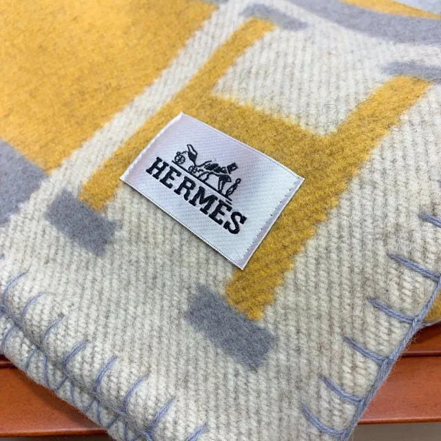 Hermès Uncategorized H Monogram Blanket product detail image 6