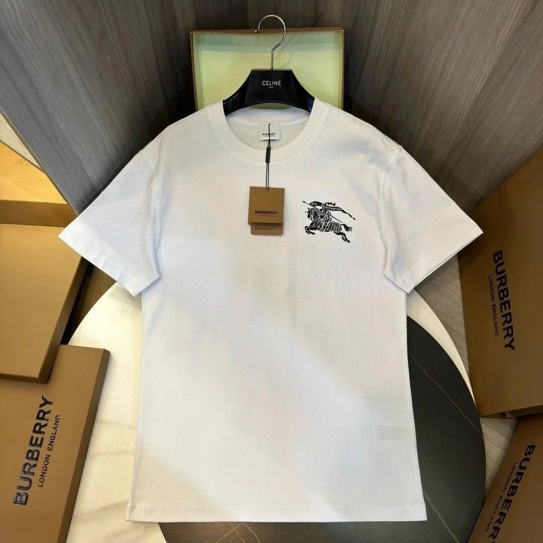 Burberry T-Shirts Short-sleeve crew-neck logo graphic image 3