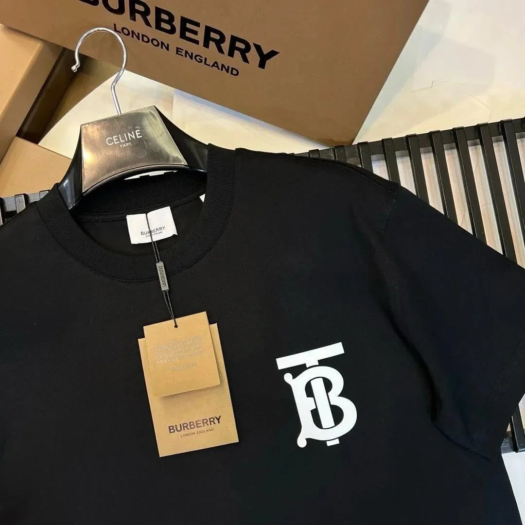 Burberry T-Shirts Short-sleeve crew-neck logo graphic image 9