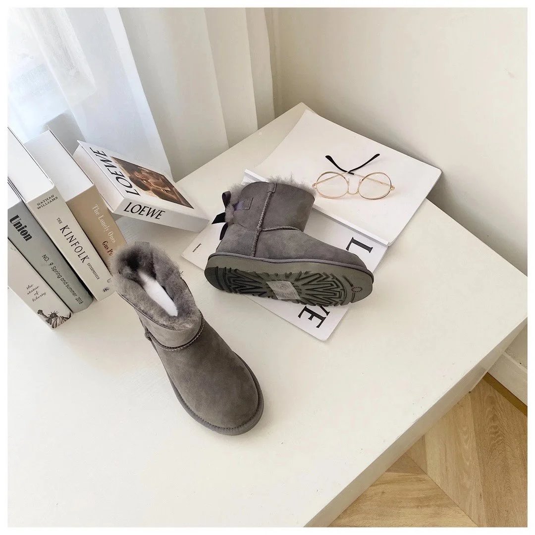 UGG Boots Bailey Bow fur-lined ankle image 13
