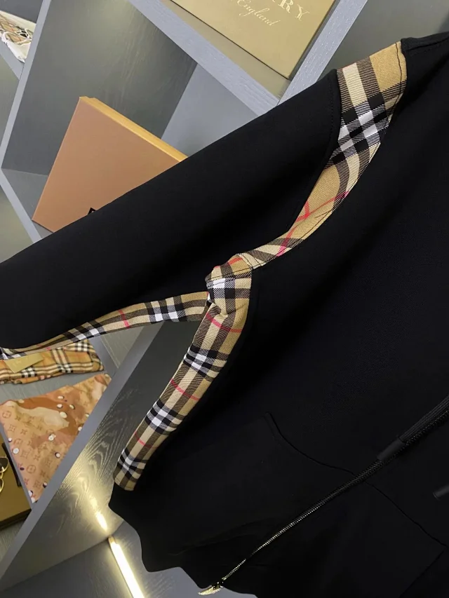 Burberry Hoodies & Sweatshirts Zip-Up Hoodie with Check Panels product detail image 9