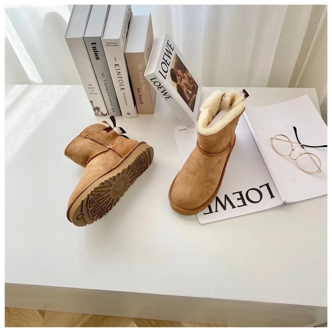 UGG Boots Bailey Bow fur-lined ankle image 6
