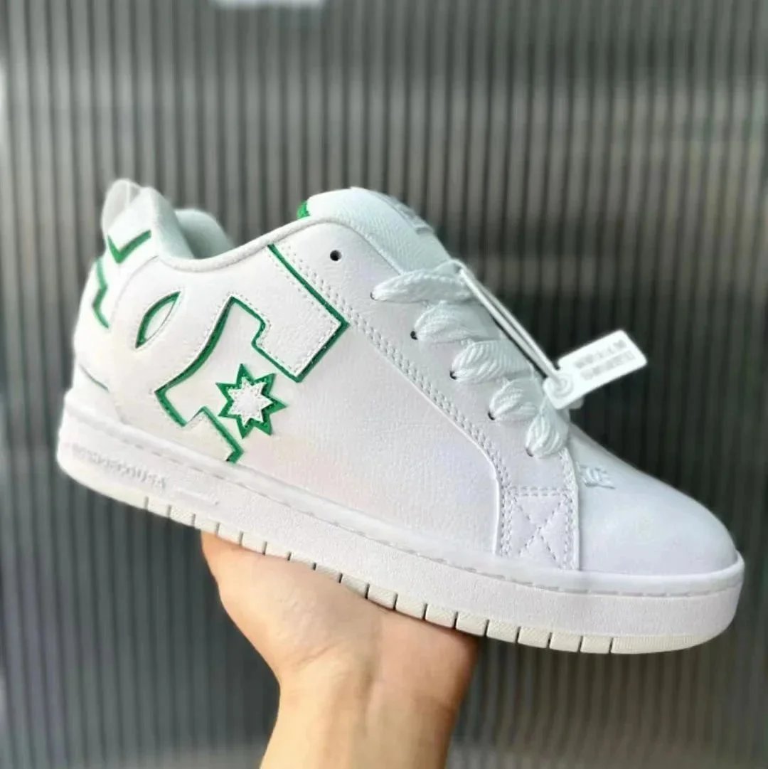 DC Shoes Sneakers Court Graffik low-top — White and green