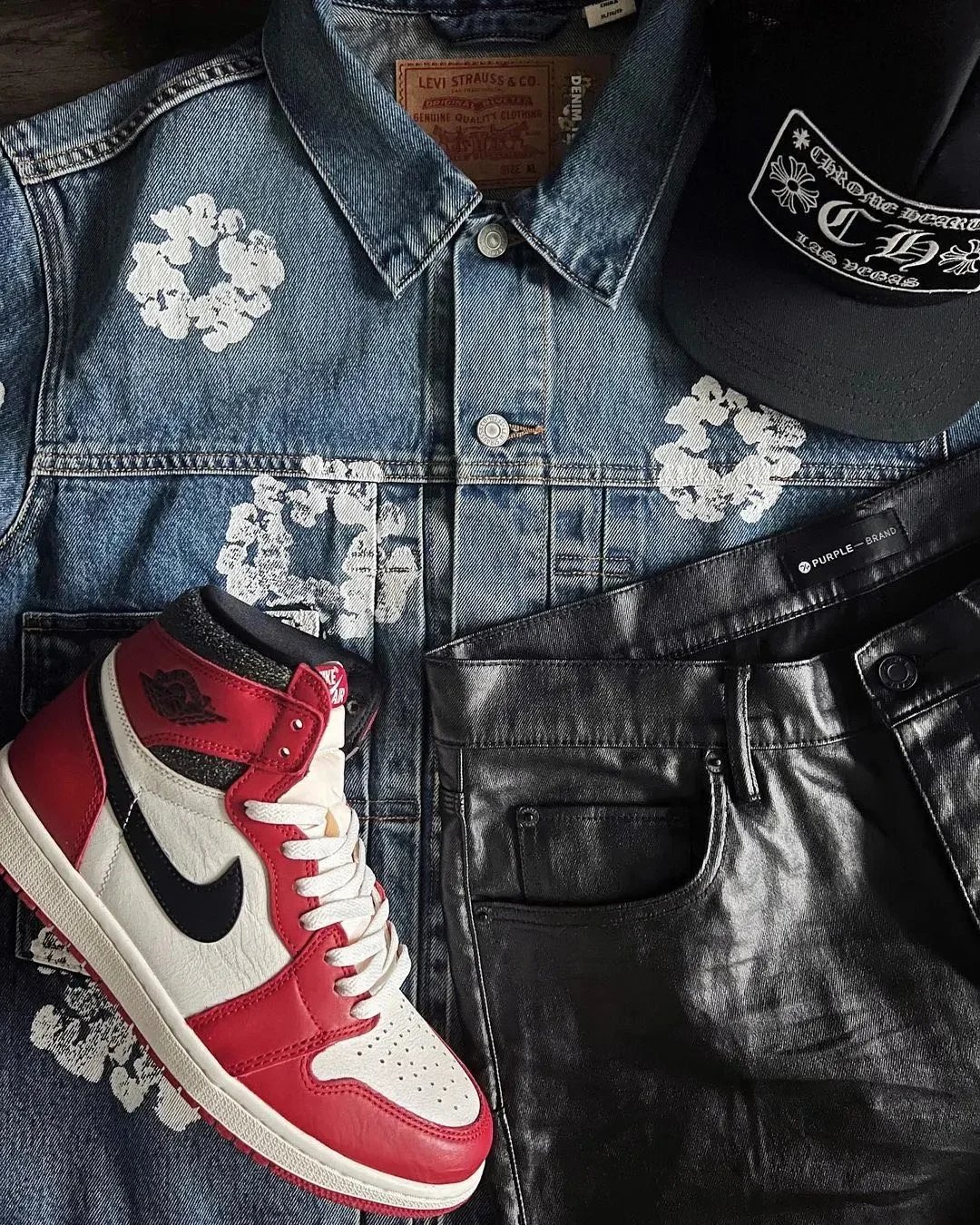 Levi's Jackets All-over floral print denim jacket image 2