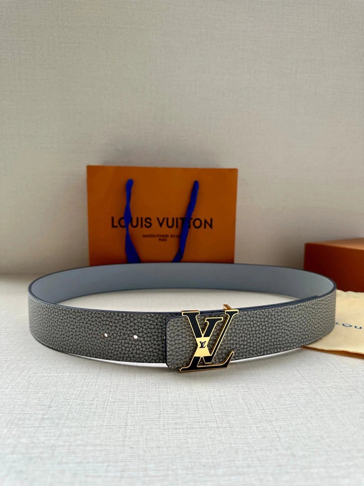 Louis Vuitton Belts Pebbled Leather Belt with LV Buckle image 8
