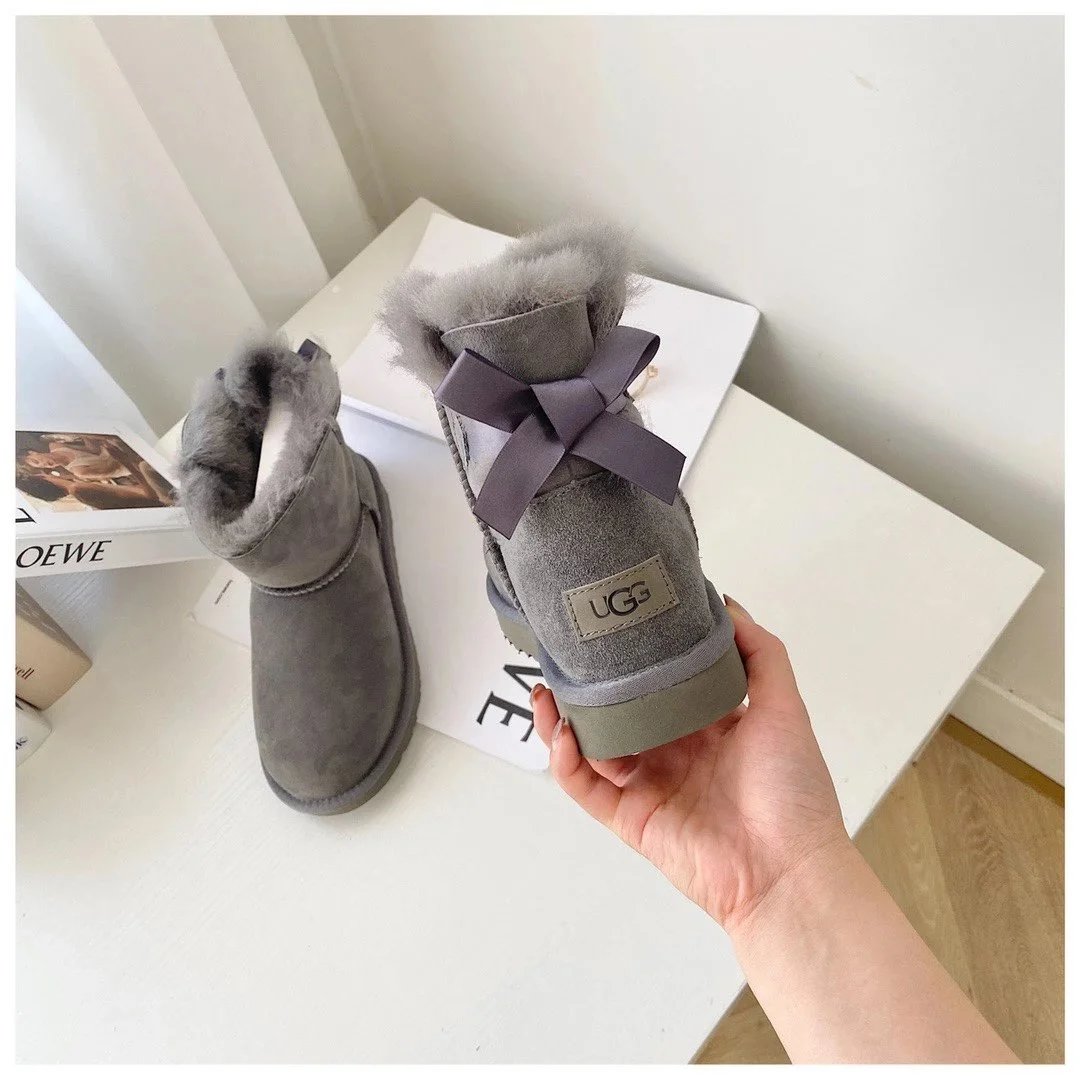 UGG Boots Bailey Bow fur-lined ankle image 9