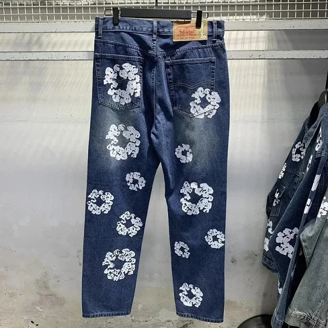 Levi's Jackets All-over floral print denim jacket product detail image 1