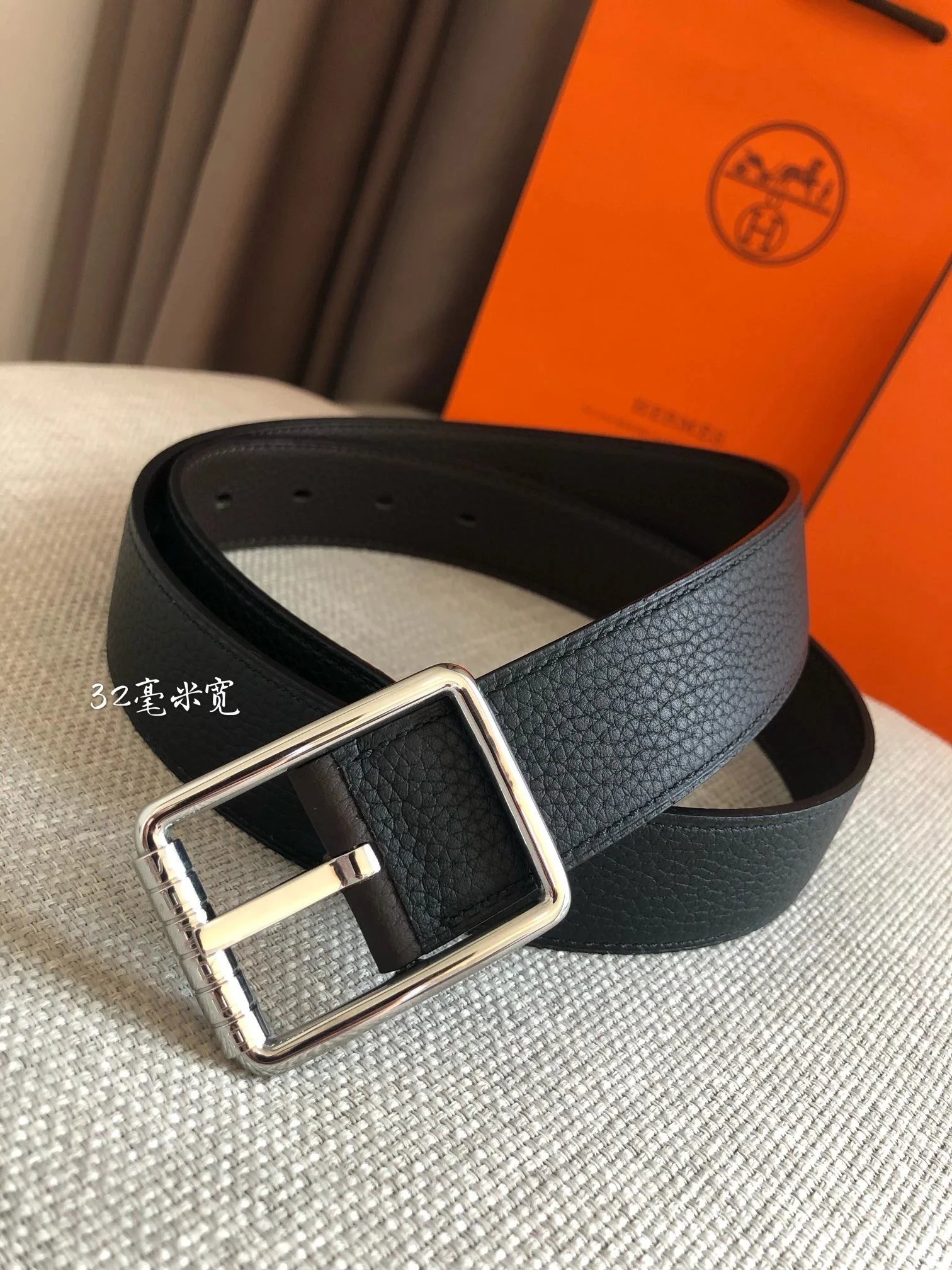 Hermès Belts 32 mm reversible grained leather pin-buckle belt image 14