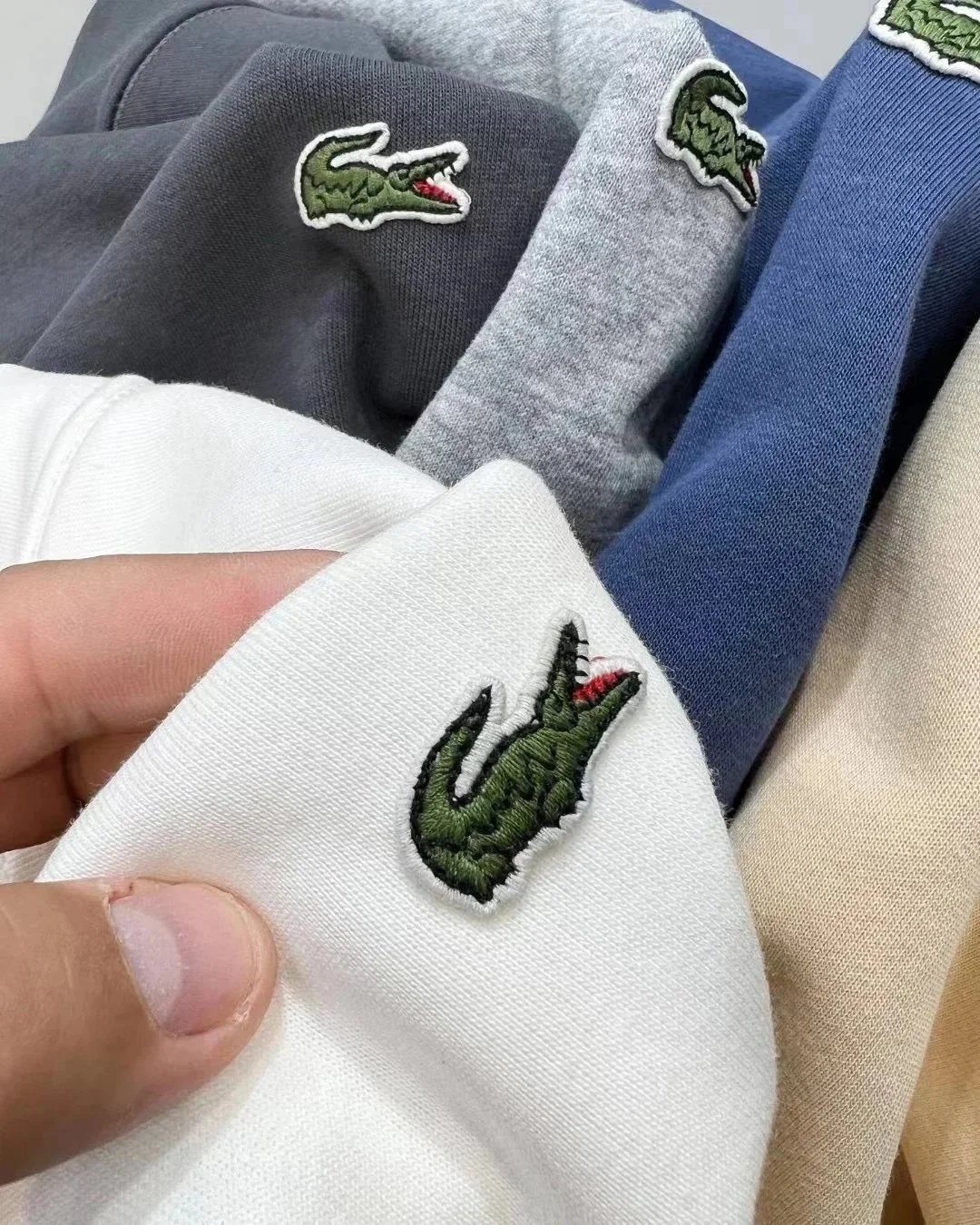 Lacoste Hoodies & Sweatshirts Crewneck sweatshirt with crocodile logo patch image 2
