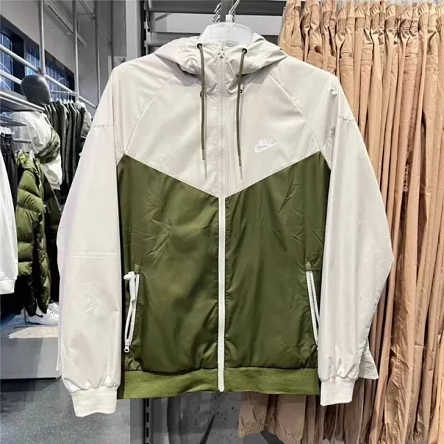Nike Jackets Hooded color-block windbreaker product detail image 1
