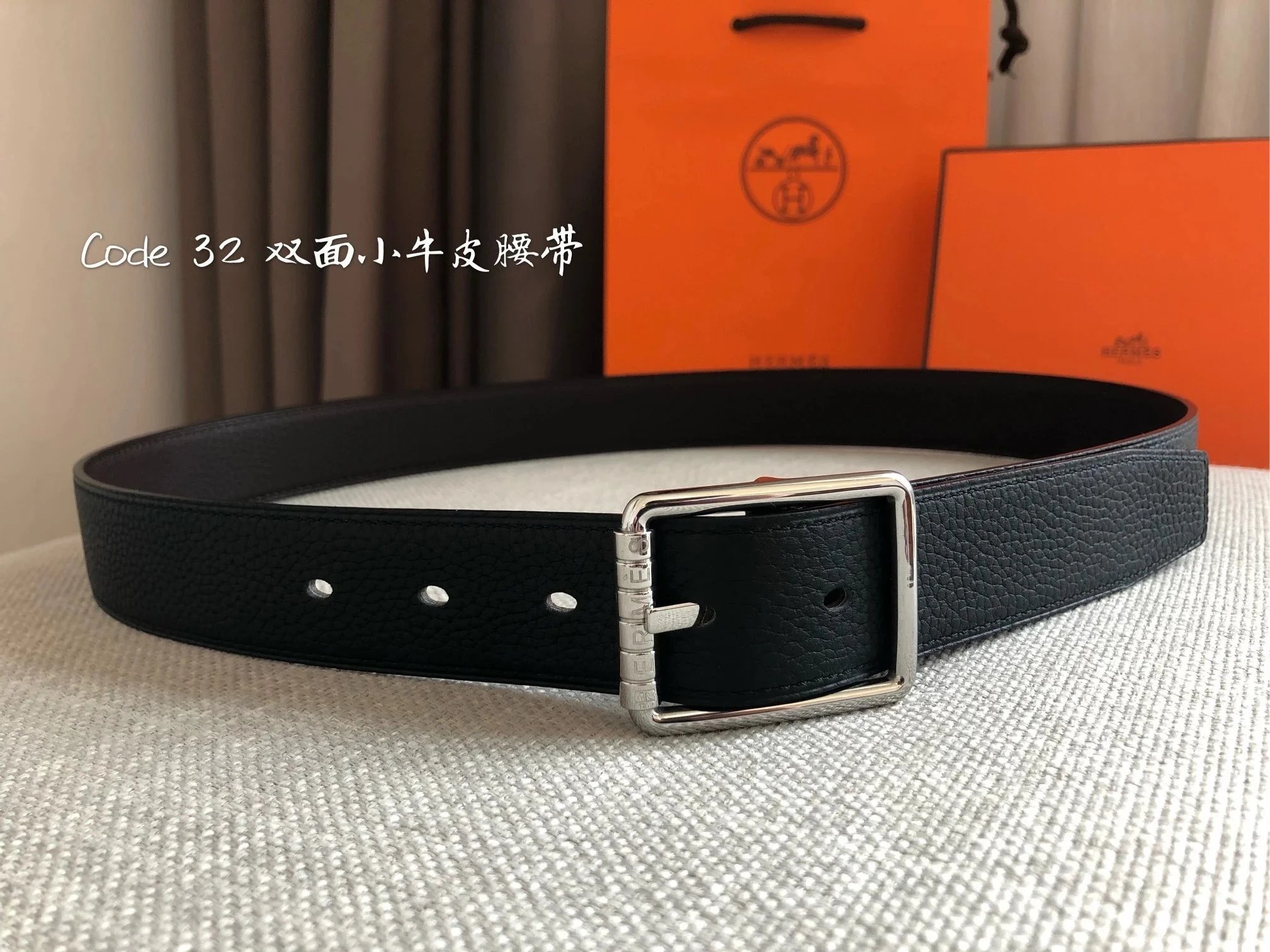 Hermès Belts 32 mm reversible grained leather pin-buckle belt — Style: 2