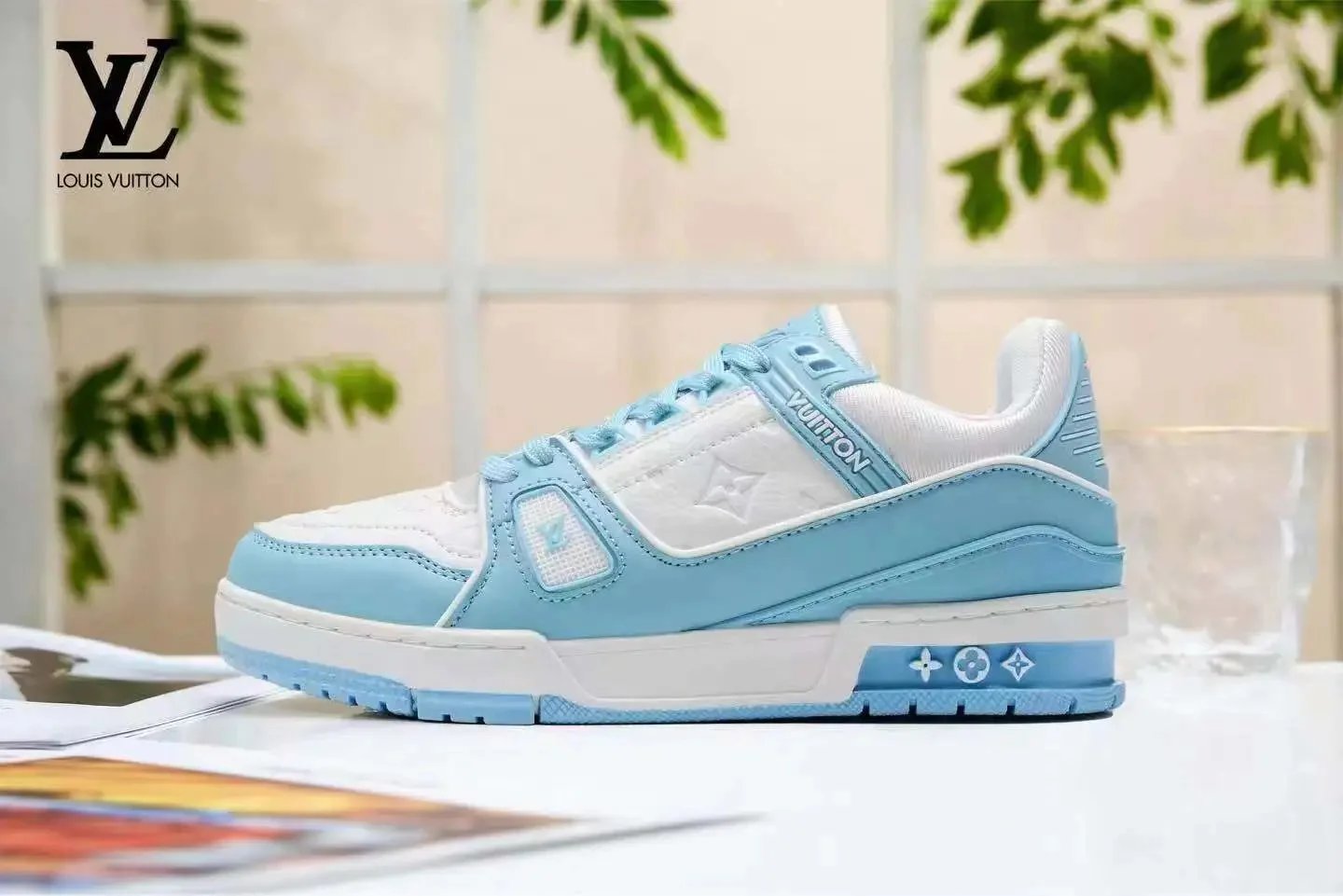 Louis Vuitton Sneakers Low-Top Monogram — 31