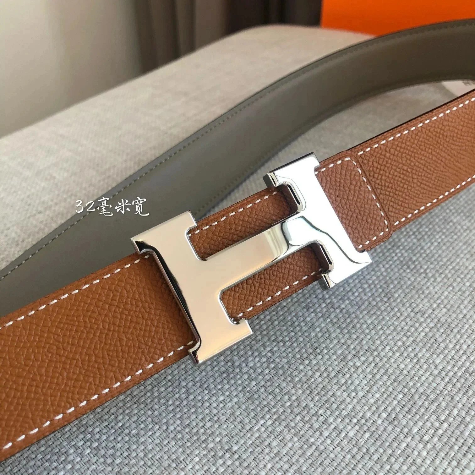 Hermès Belts Reversible 32 mm leather belt with H buckle image 11