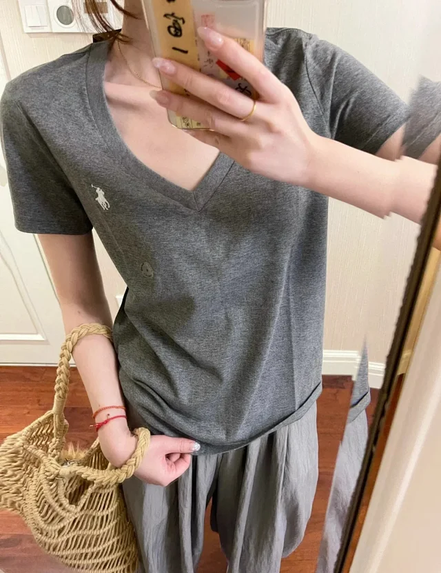 Ralph Lauren T-Shirts V-Neck Short-Sleeve Embroidered Pony product detail image 8