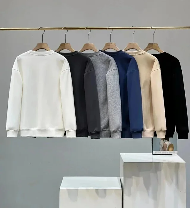 Lacoste Hoodies & Sweatshirts Crewneck sweatshirt with crocodile logo patch product detail image 4