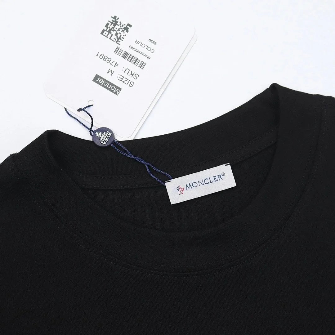 Moncler T-Shirts Logo-Print Crewneck T-Shirt image 6