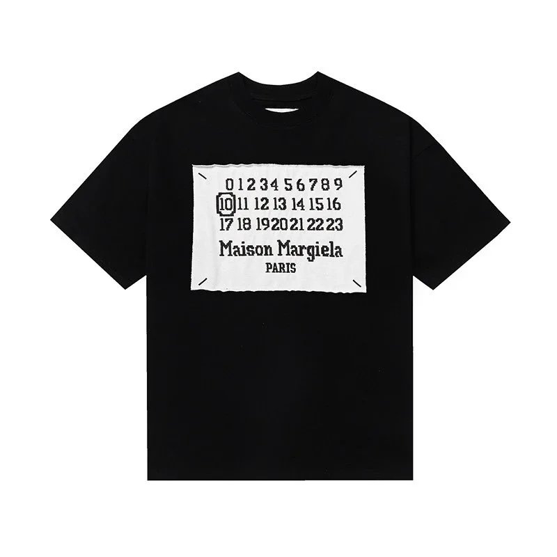 Maison Margiela T-Shirts Crew Neck Graphic — 608 Black