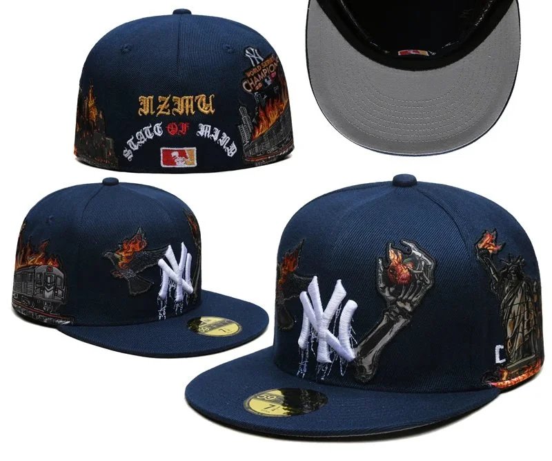 New Era Hats Fitted flat-brim York Yankees cap with embroidered patches image 9