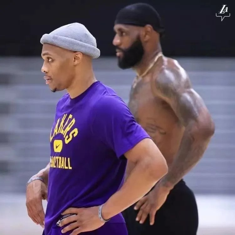Nike T-Shirts NBA basketball long-sleeve Dri-FIT T-shirt image 2