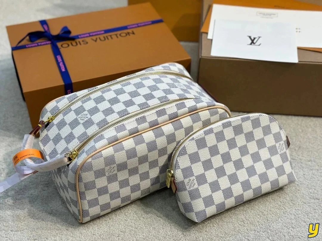 Louis Vuitton Travel Bags Monogram Double-Zip Toiletry Bag image 5
