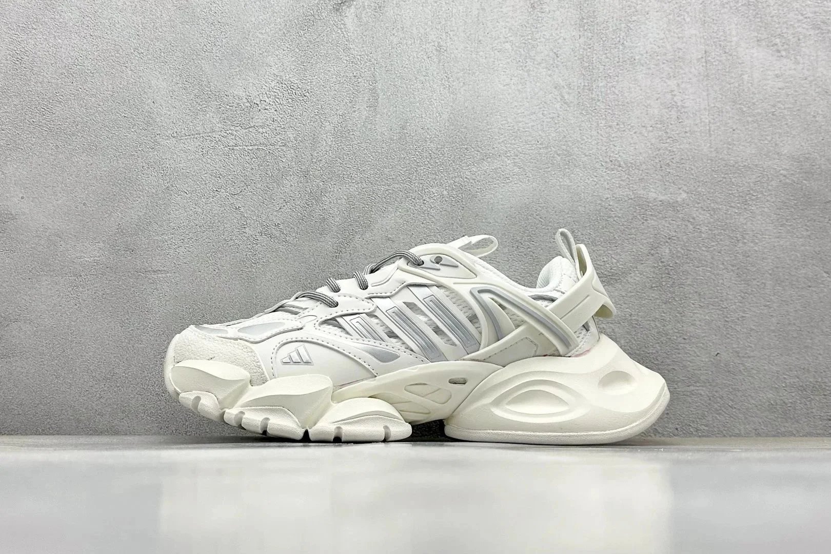 adidas Sneakers AD VENTO XLG DELUXE — 36