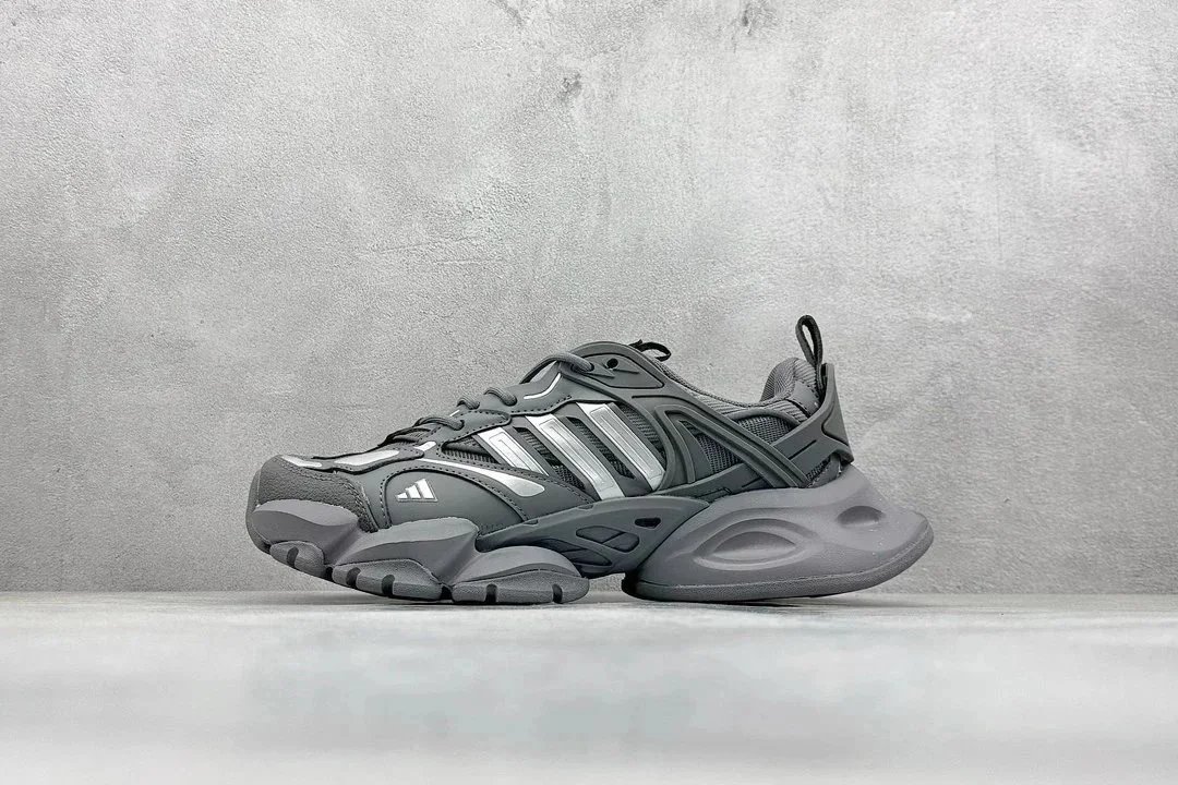 adidas Sneakers AD VENTO XLG DELUXE — 31