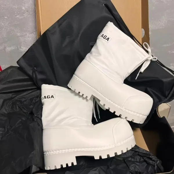 Balenciaga Snow Boot White Boots - 1