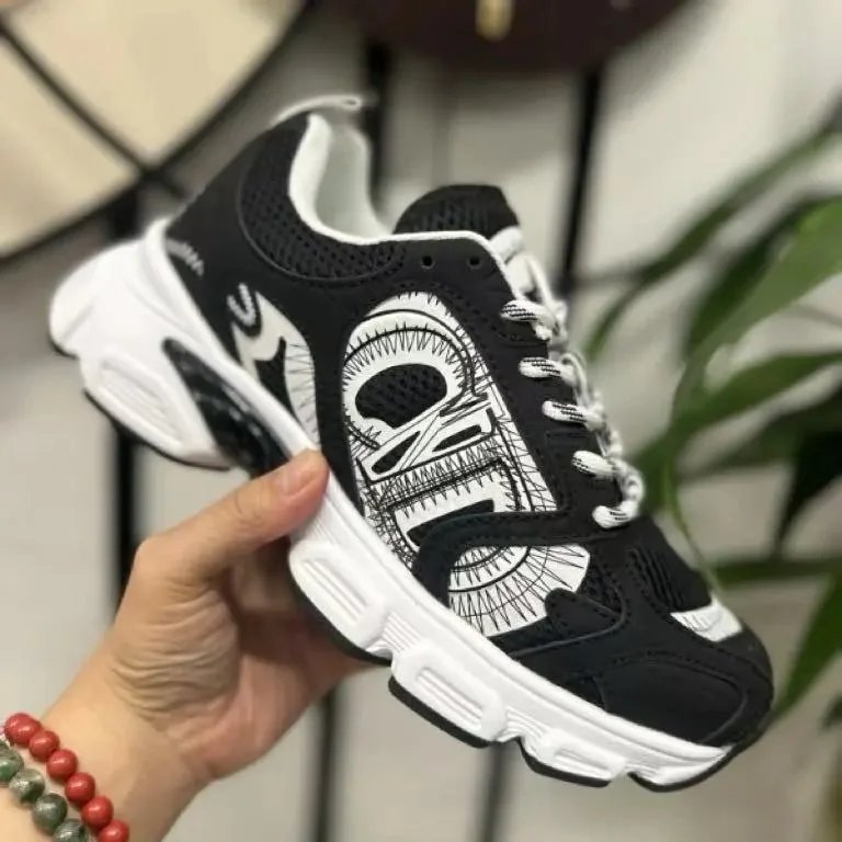 Dior Sneakers Mesh Lace-Up Chunky Sole — Black and white