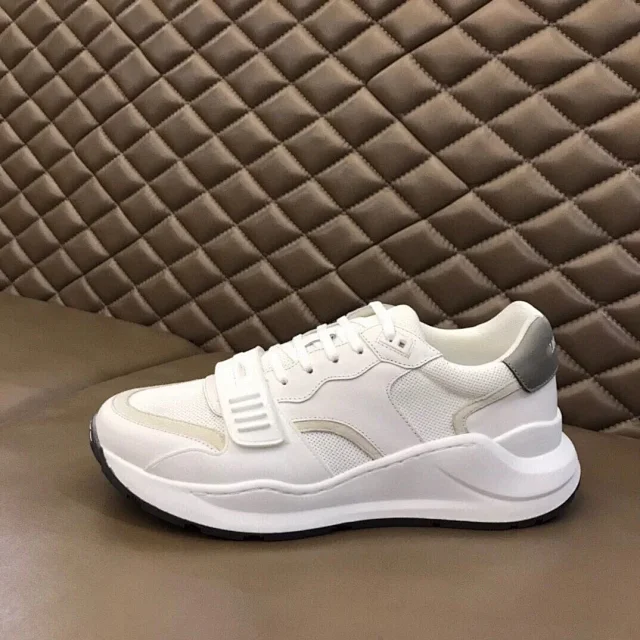 Burberry Sneakers Check-panel strap product detail image 5