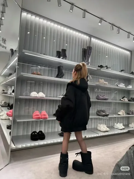 Balenciaga Snow Boot Black Boots - 5