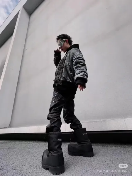 Balenciaga Snow Boot Black Boots - 8