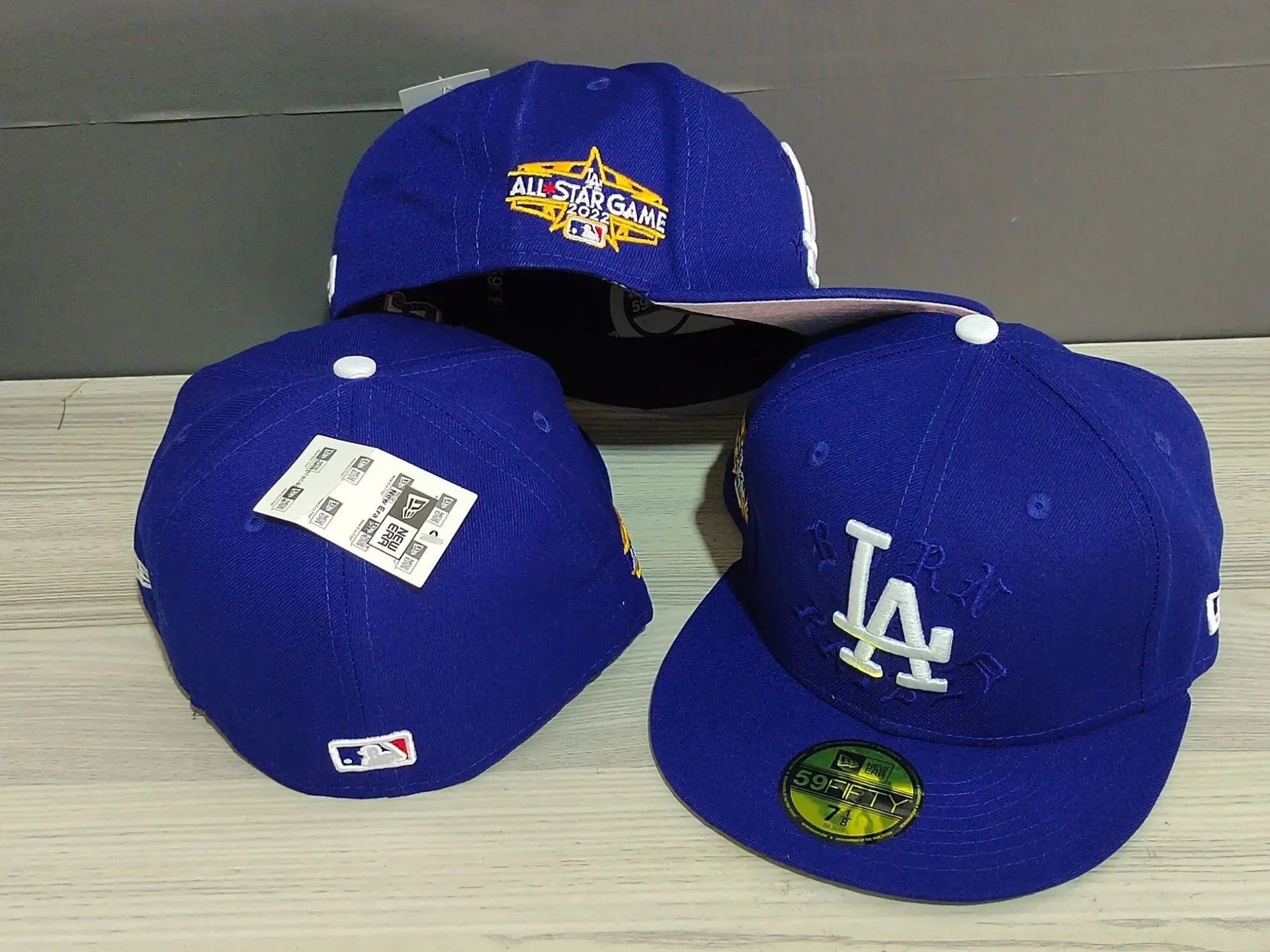 New Era Hats 59FIFTY fitted flat-brim baseball cap with Los Angeles Dodgers embroidery — Figure 20