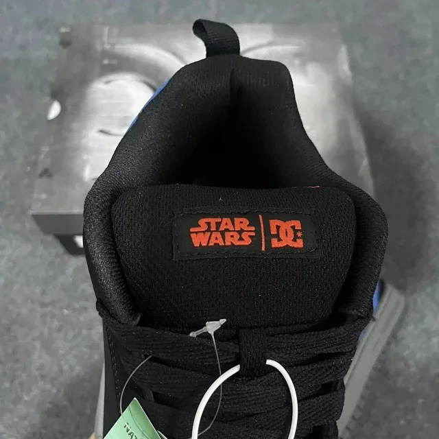DC Shoes Sneakers Court Graffik low-top product detail image 6
