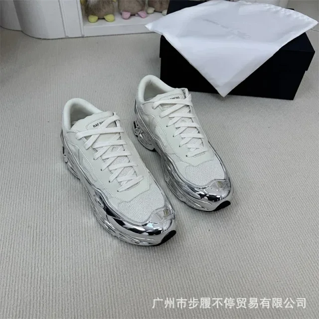 Raf Simons Sneakers Low-Top with Metallic Sculpted Sole product detail image 9