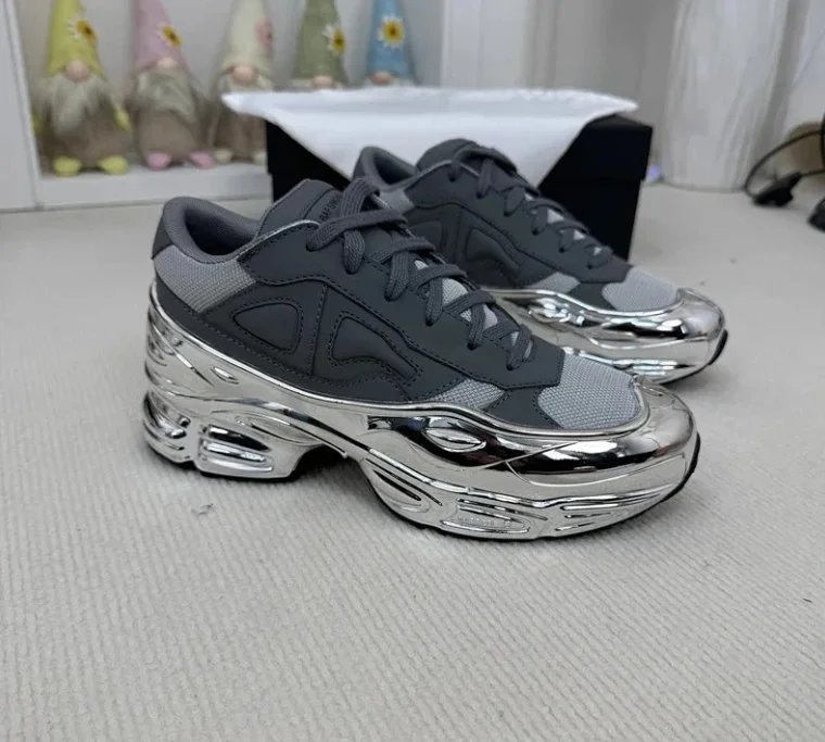 Raf Simons Sneakers Low-Top with Metallic Sculpted Sole image 5