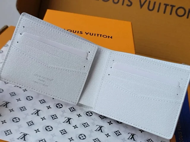 Louis Vuitton Wallets & Card Holders Ski Scene Monogram Wallet and Holder product detail image 5
