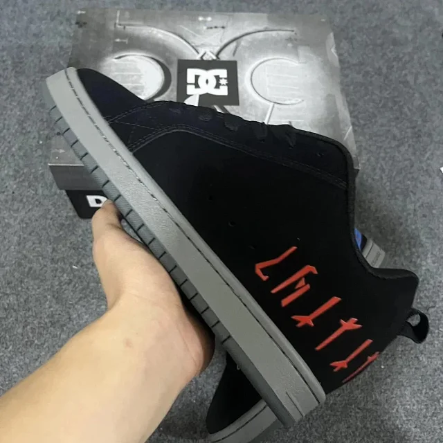 DC Shoes Sneakers Court Graffik low-top product detail image 9