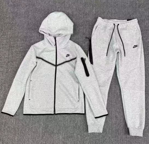 ALI A Gradetech fleece suit 8