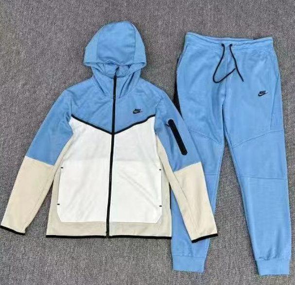 ALI A Gradetech fleece suit 13