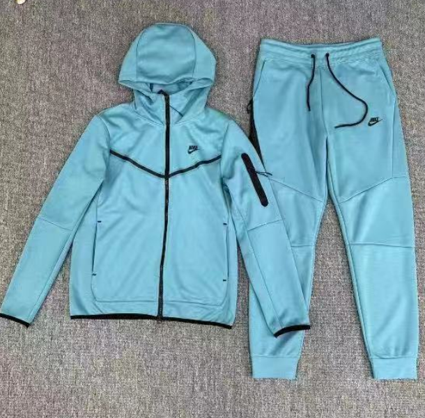 ALI A Gradetech fleece suit 6