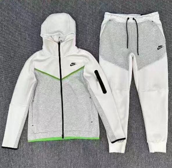 ALI A Gradetech fleece suit 15