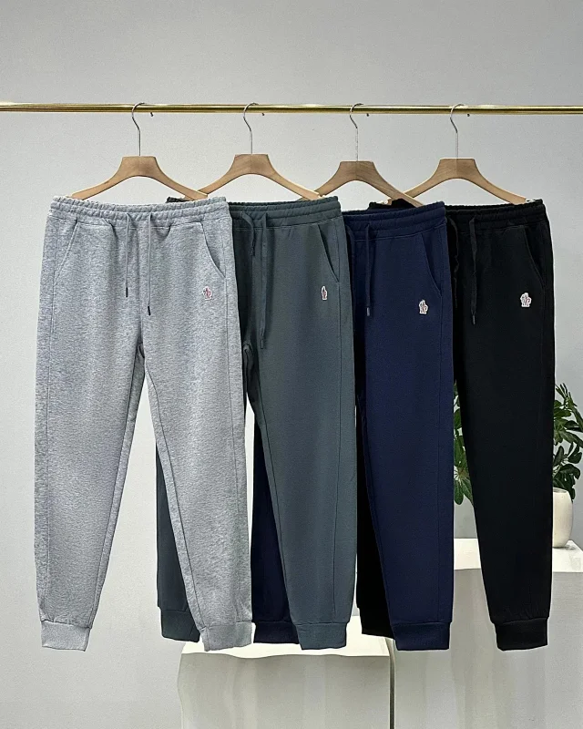 Moncler Trousers Logo Patch Jogger Sweatpants product detail image 1