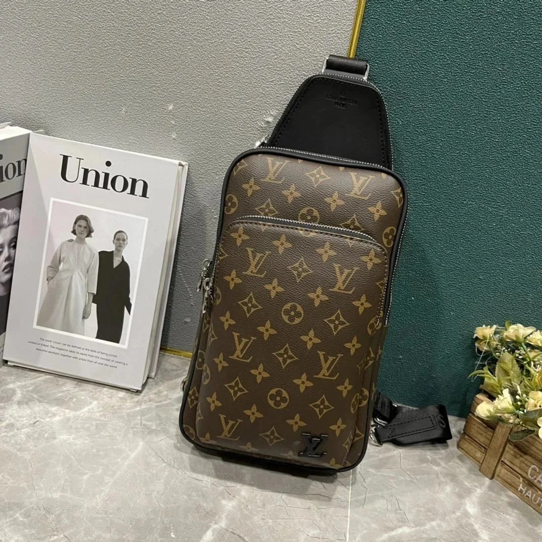Louis Vuitton Crossbody Bags Single-strap sling bag with front zip pocket — Presbyopia