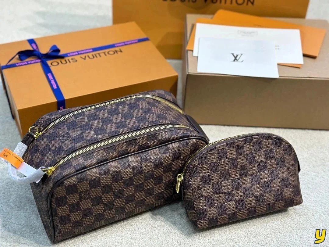 Louis Vuitton Travel Bags Monogram Double-Zip Toiletry Bag image 6